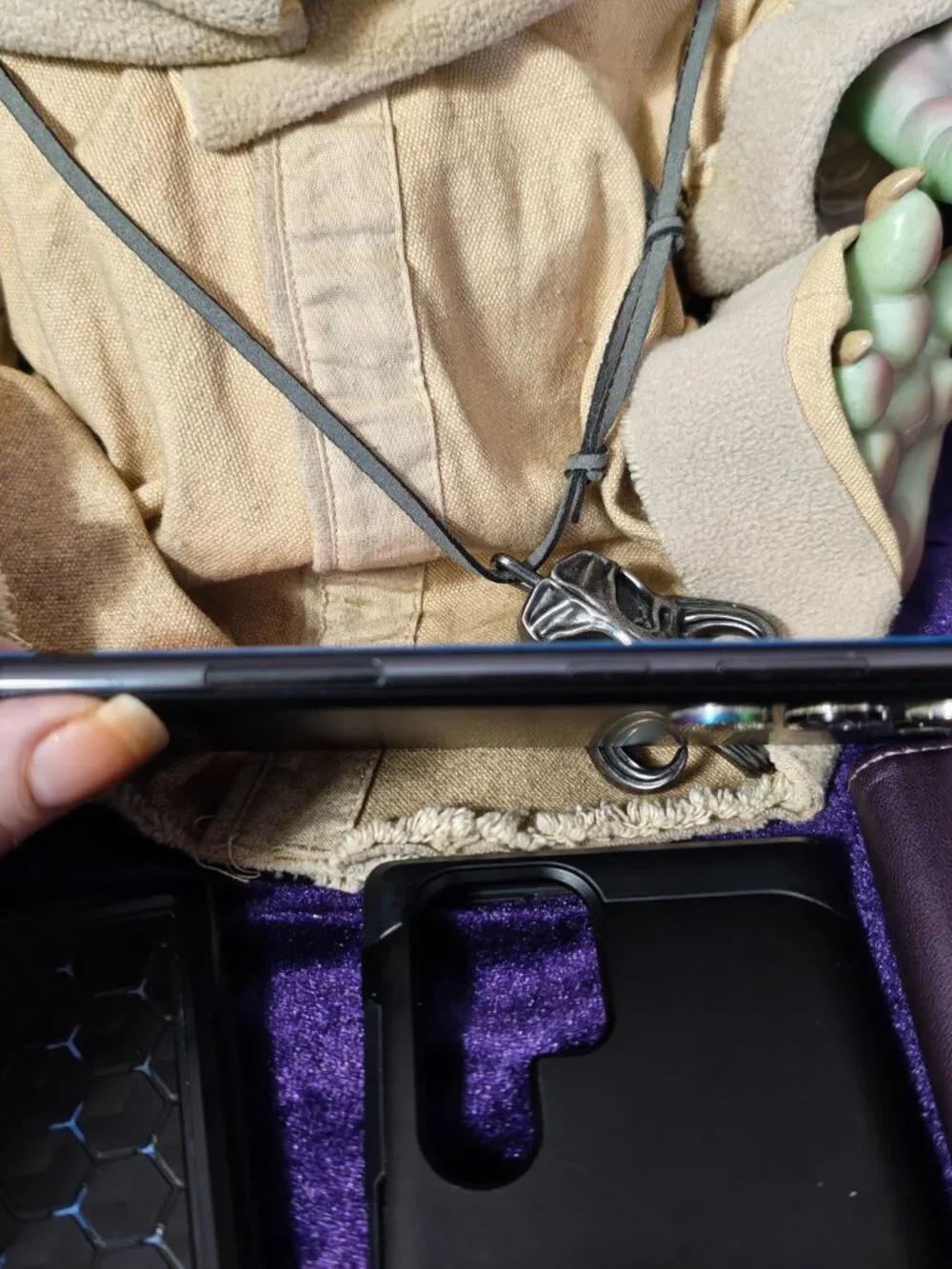 *Samsung Galaxy S22 Ultra with flaw - READ*